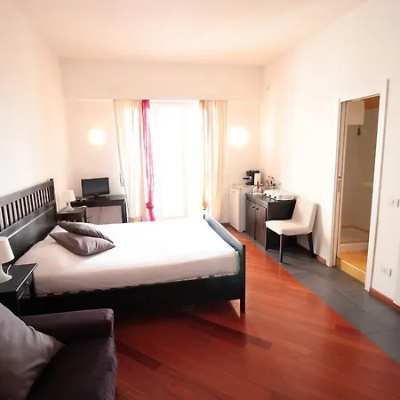 Olga Panoramic Apartment * Naples
